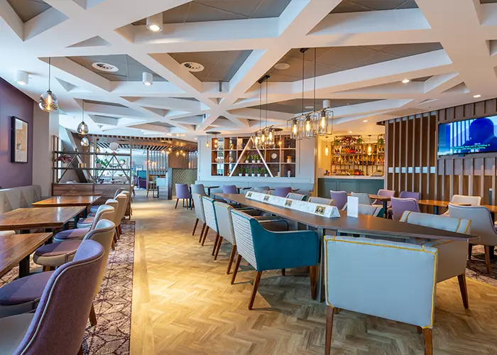 Executive Lounge At Luton Airport LLA 