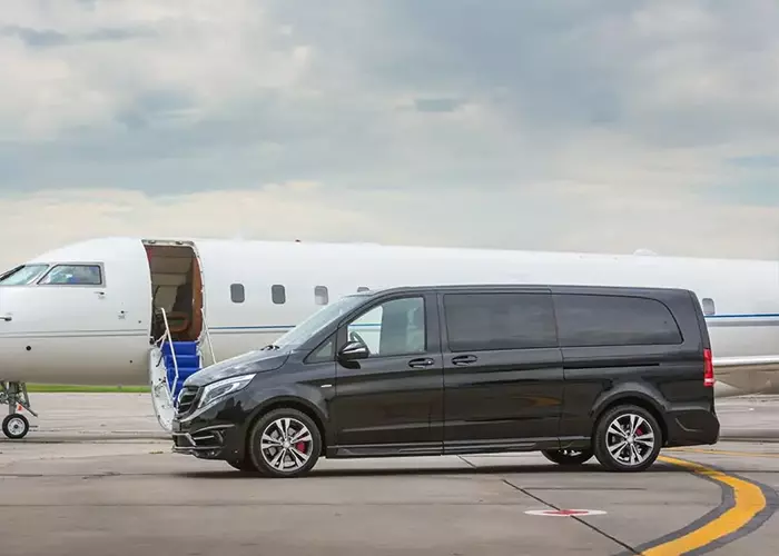 Stansted Airport Minibus Hire